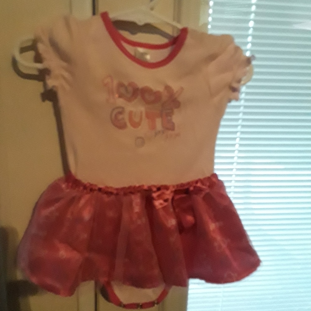 🔥8 pc of clothes. Bundle of little girls clothes